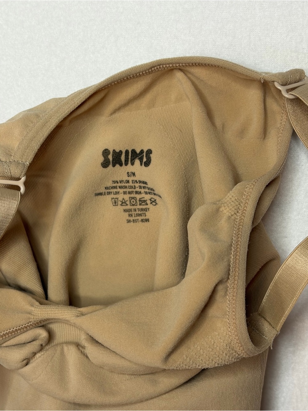 SKIMS Nude/Tan Bodysuit Shapewear-S/M - Picture 3 of 7